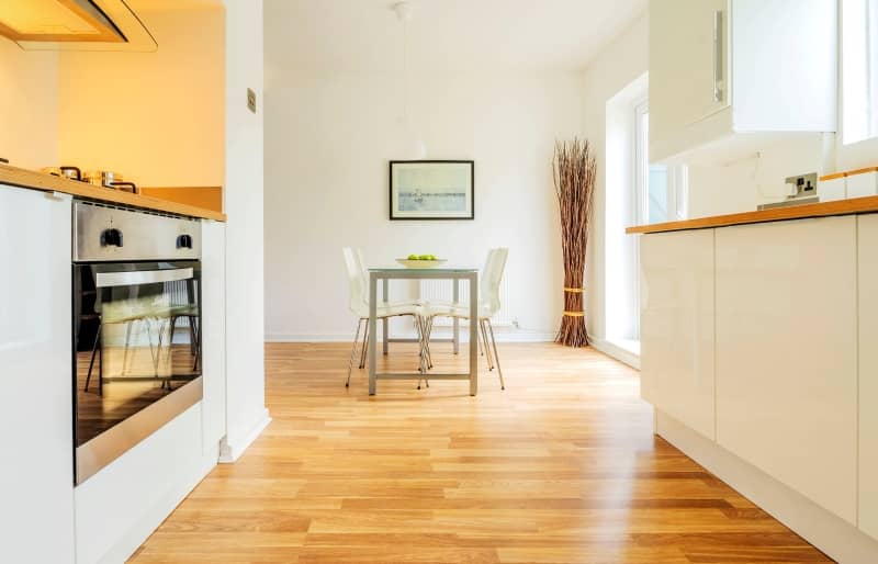 Hybrid flooring is made of four layers which are engineered to provide a long list of benefits and typically range between 5.5mm - 8mm in thickness.